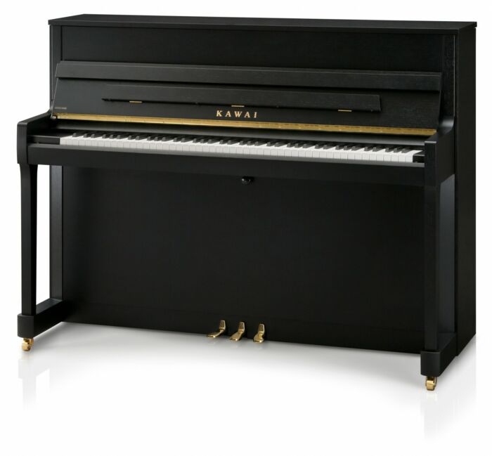 Kawai-Klavier E-200, schwarz matt, Beschläge Messing