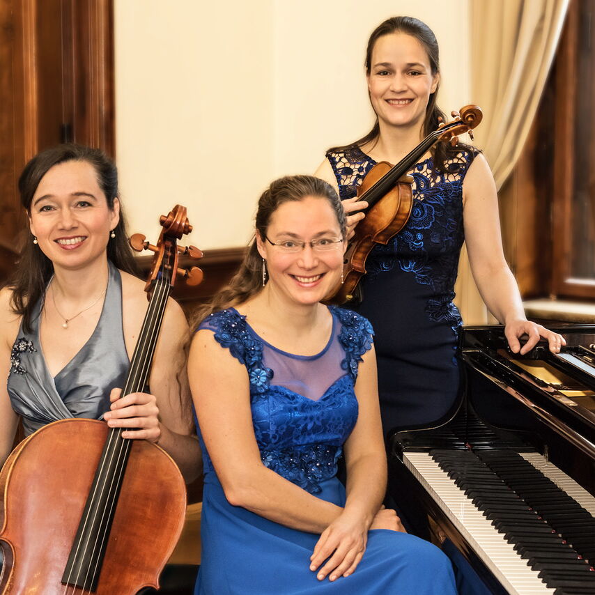 Das Elbetrio: Beate Hofmann (Cello), Kerstin Loeper (Piano), Christiane Liskowsky (Violine)