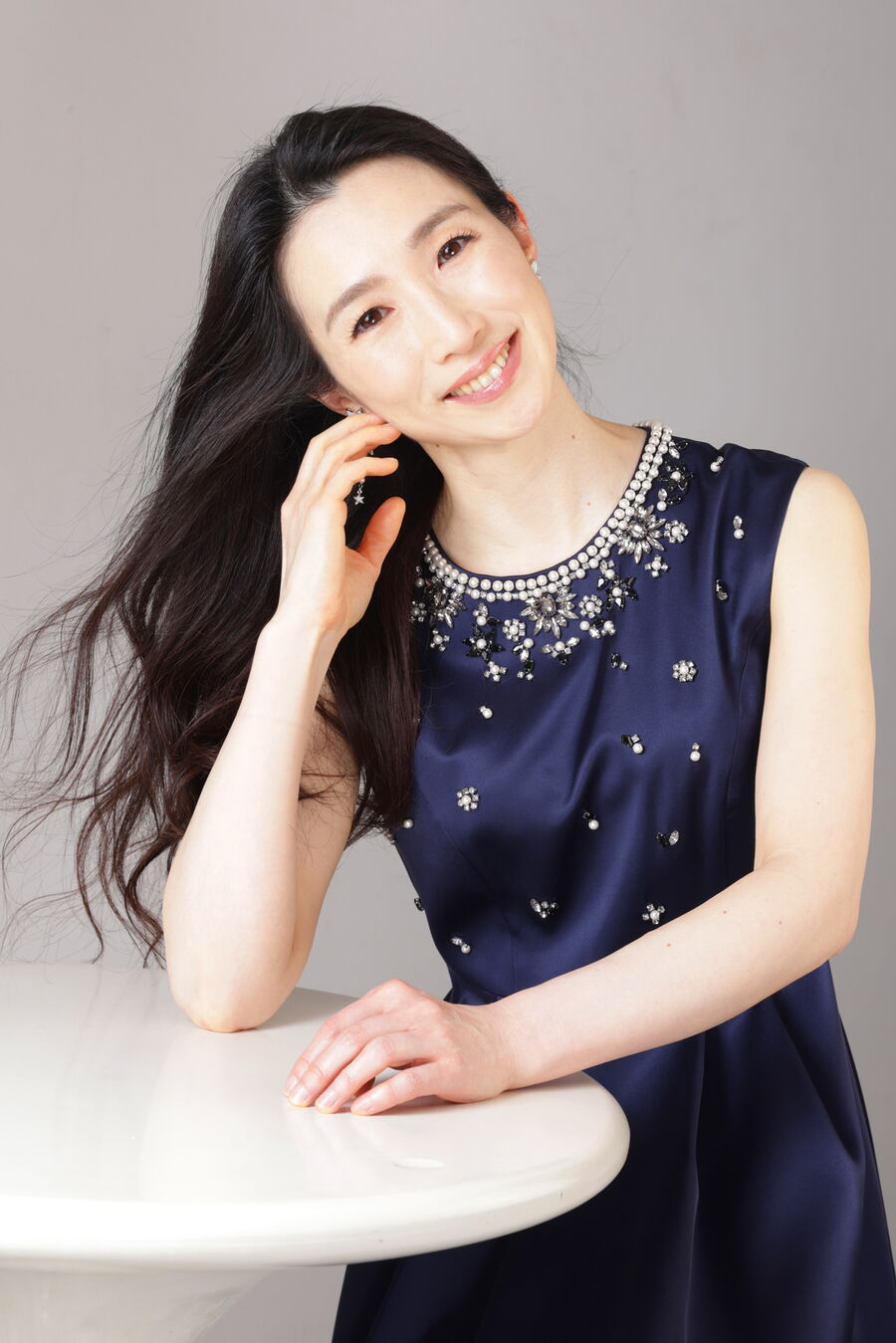 Portrait der Pianistin Maki ONO