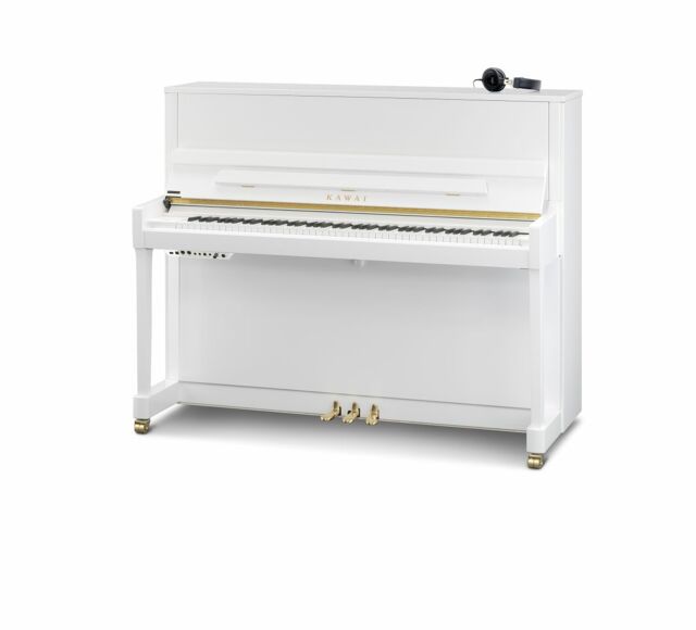 Kawai-Klavier K-300 ATX4 mit Stummschaltung, weiß poliert, Beschläge Messing