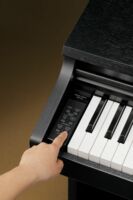 Kawai Digitalpiano KDP-120, Bedienelement